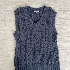 American Eagle Sweater Vest
